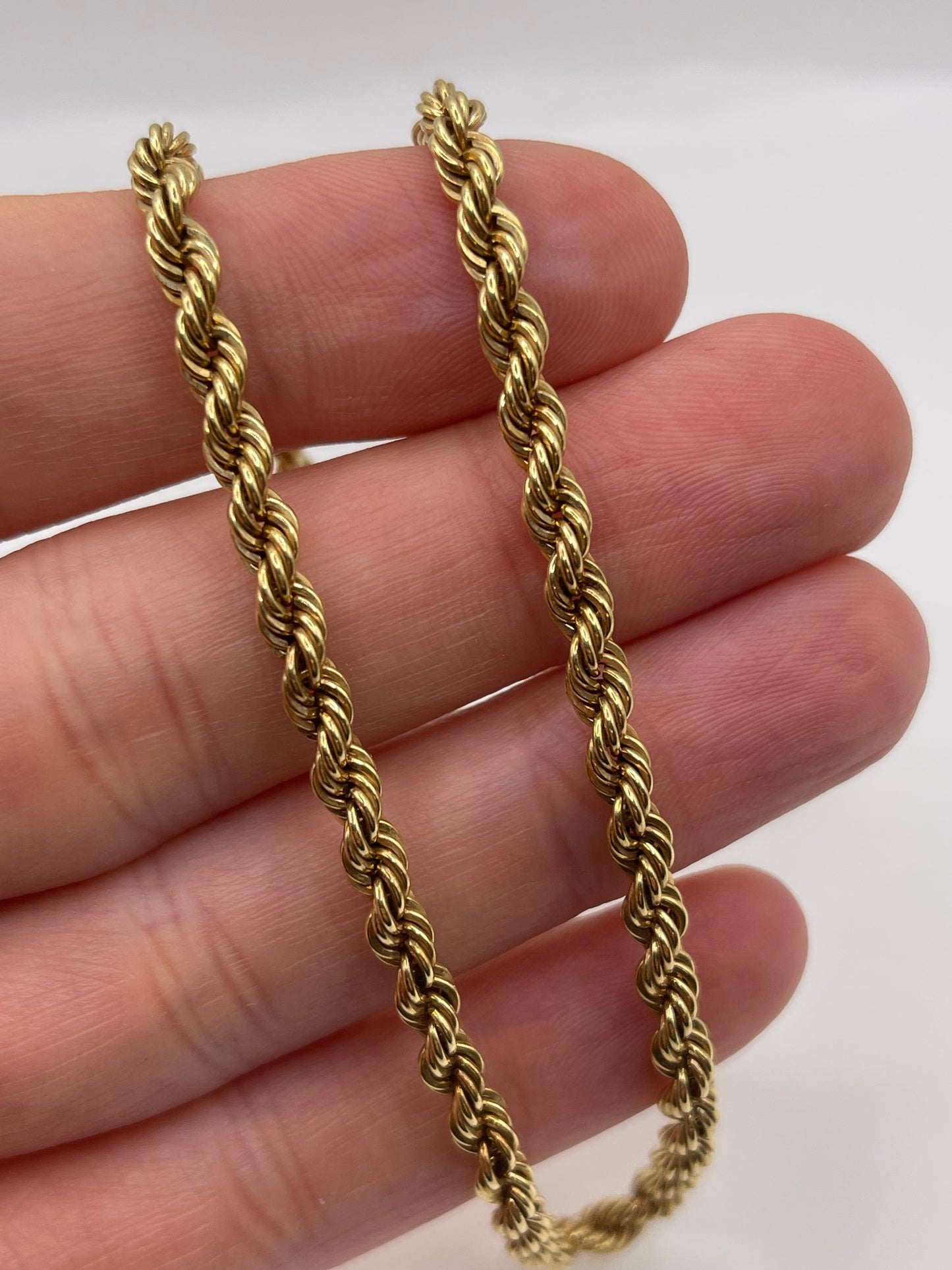 9ct gold chain 48