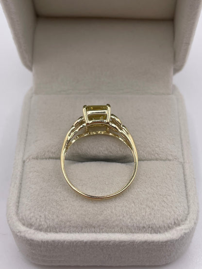 9ct gold quartz and diamond ring