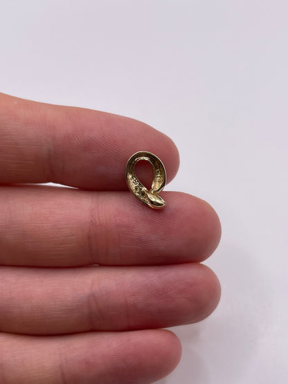 9ct gold diamond pendant