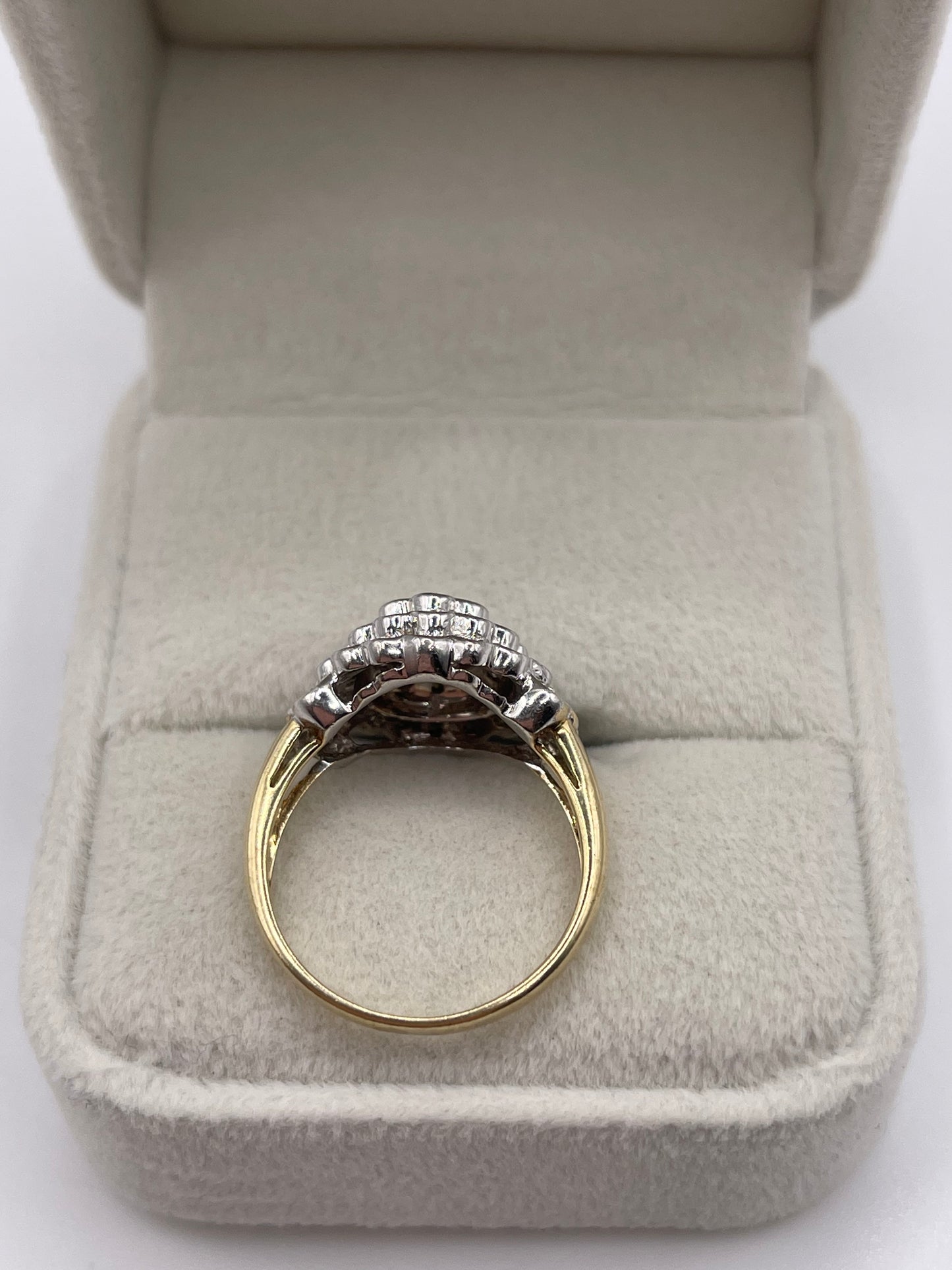 9ct gold 50 point diamond clusyer ring