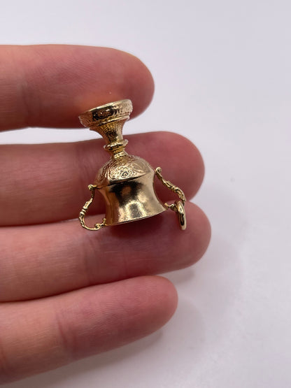 9ct gold trophy charm