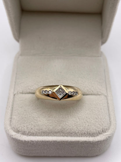9ct gold diamond cluster ring