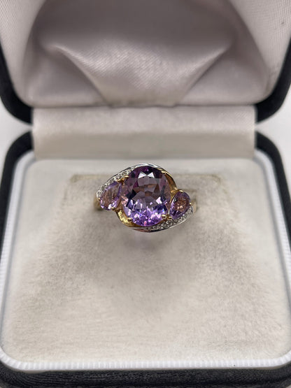 9ct gold amethyst and diamond ring