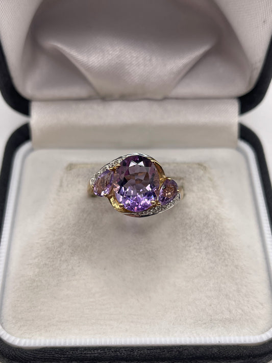 9ct gold amethyst and diamond ring
