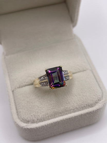 9ct gold mystic topaz and diamond ring
