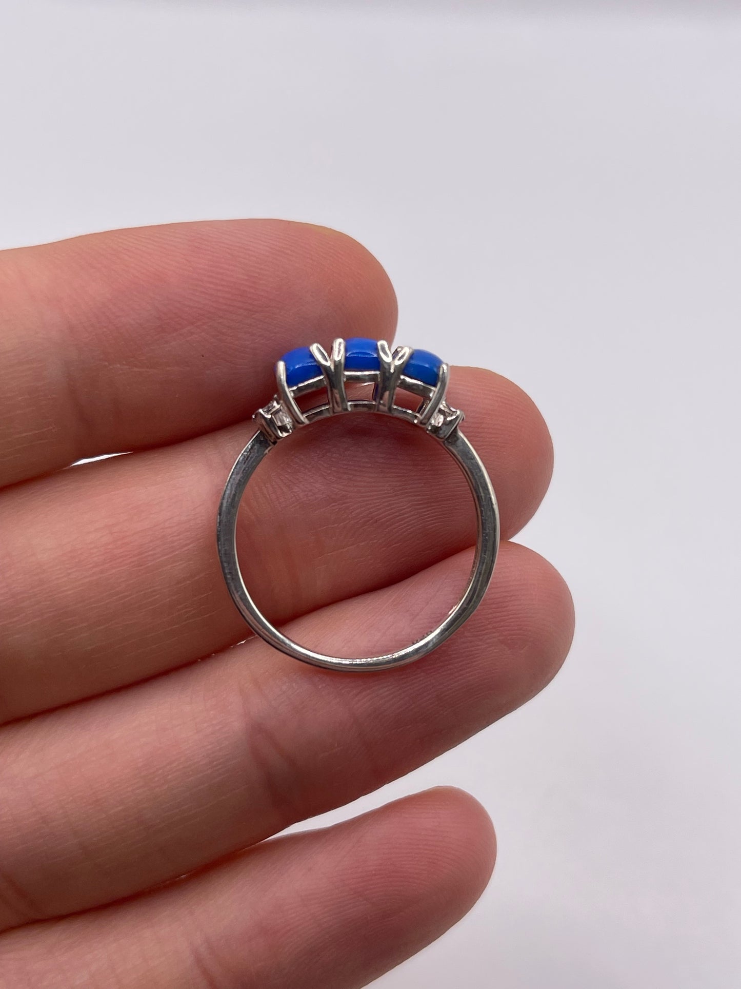 Silver gemstone ring