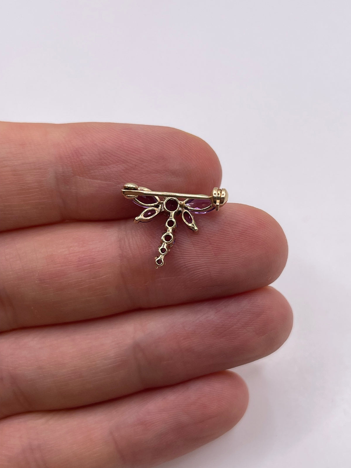 9ct gold amethyst dragonfly brooch
