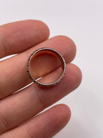 Silver engraved band