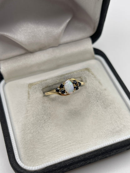 9ct gold opal and sapphire ring