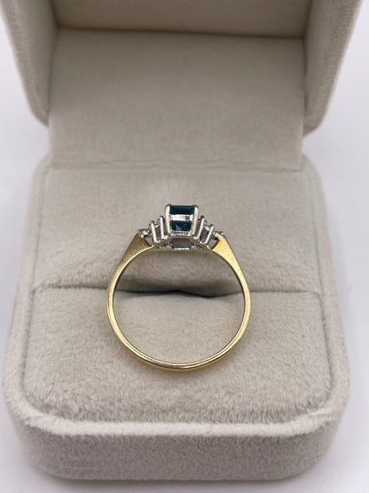 9ct gold topaz and diamond ring