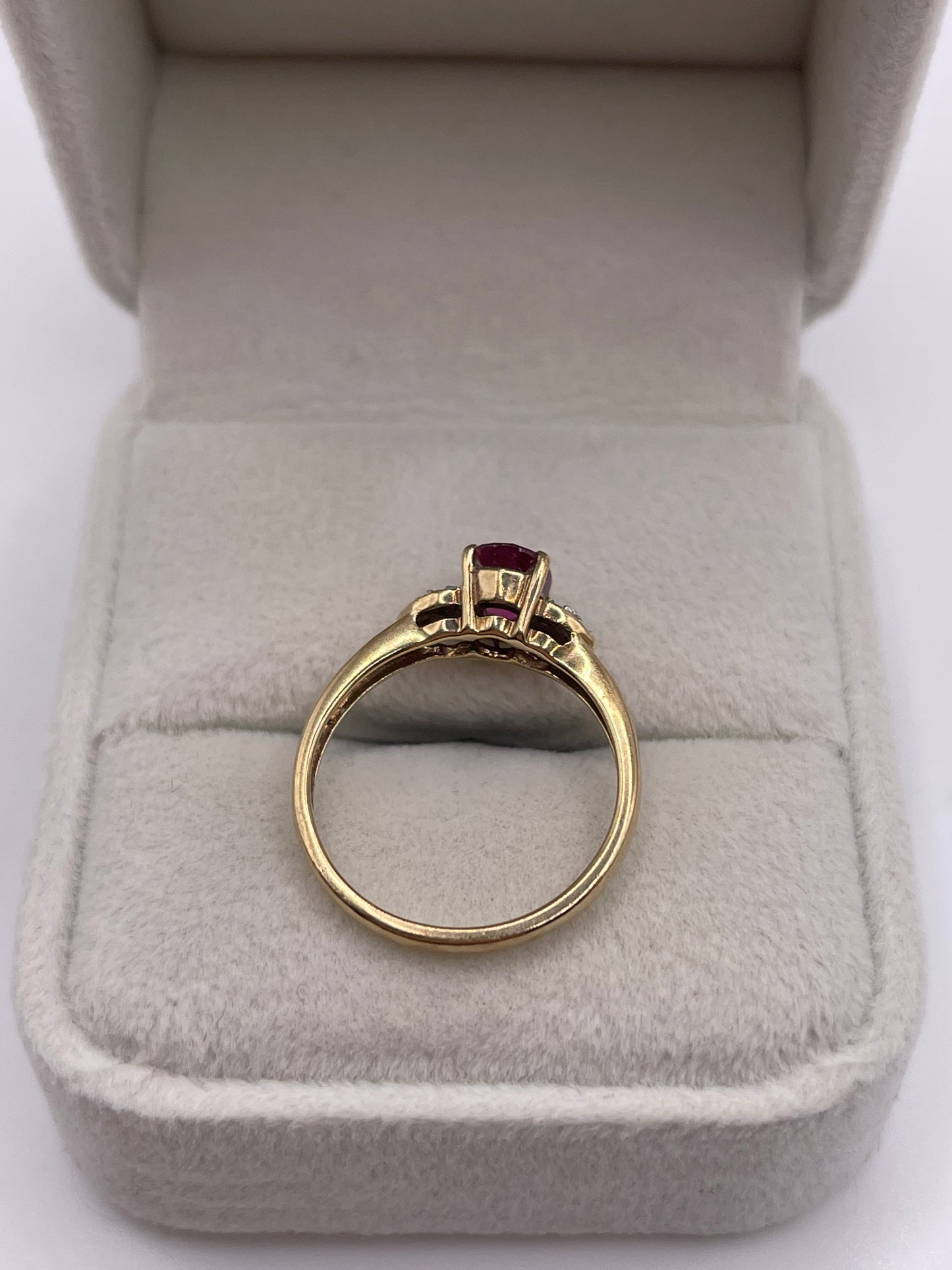 9ct gold ruby and diamond ring