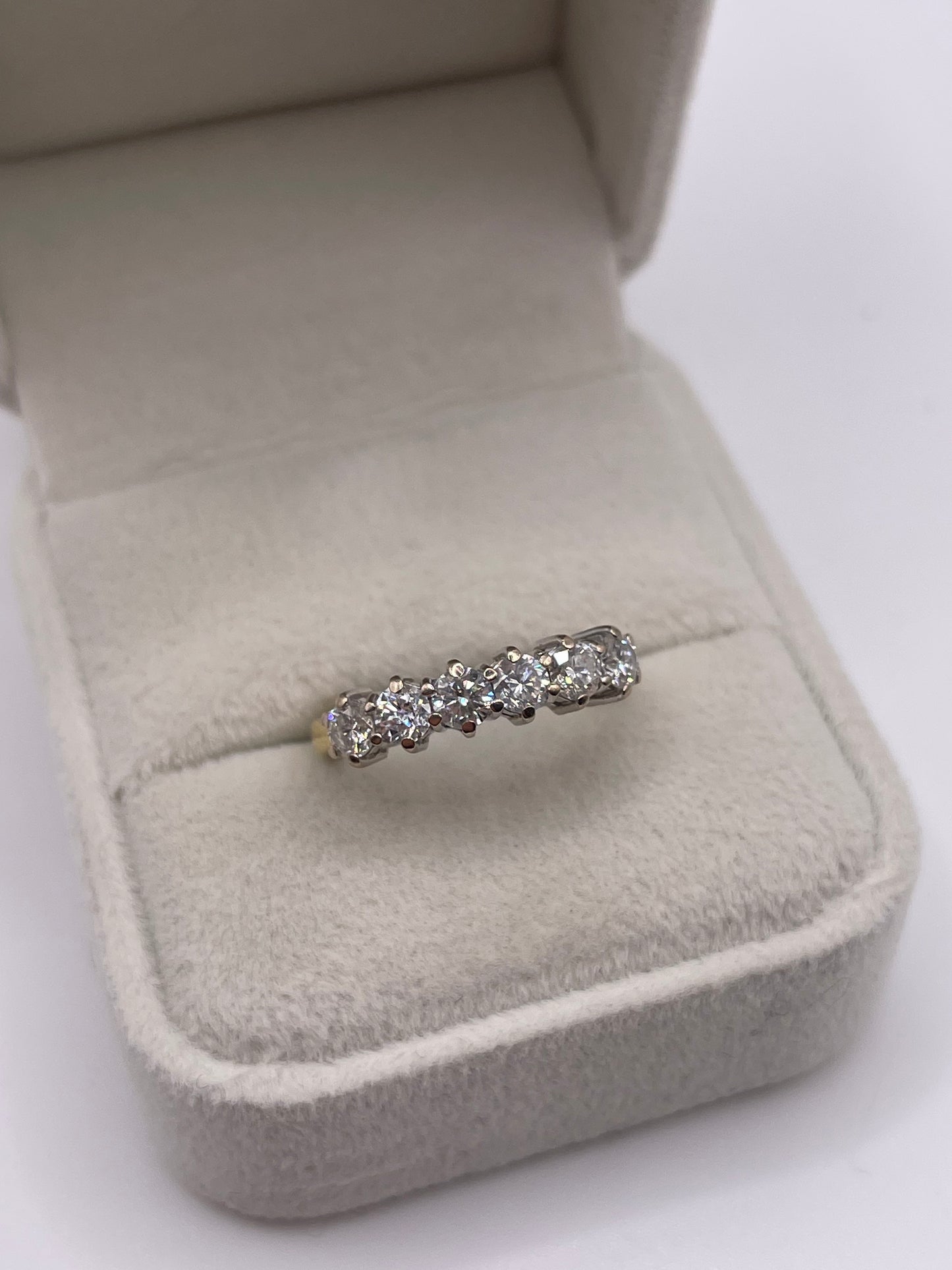18ct gold 1ct diamond ring