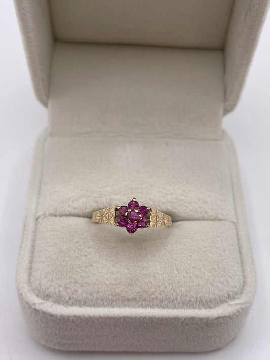 9ct gold ruby cluster ring