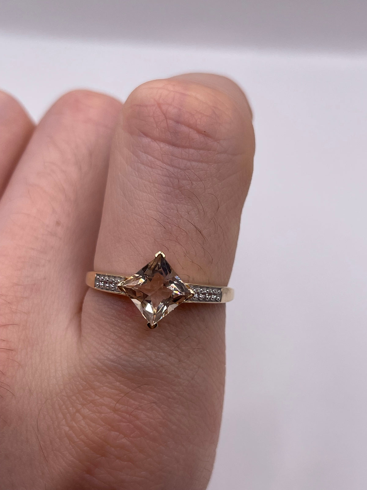 9ct gold morganite and zircon ring