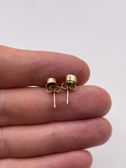 9ct gold peridot earrings