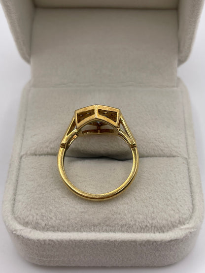 18ct gold aquamarine and diamond ring