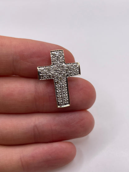 9ct gold diamond cluster cross pendant