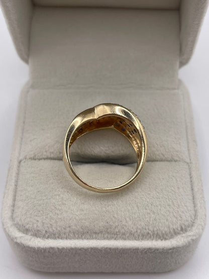 9ct gold sapphire and diamond ring