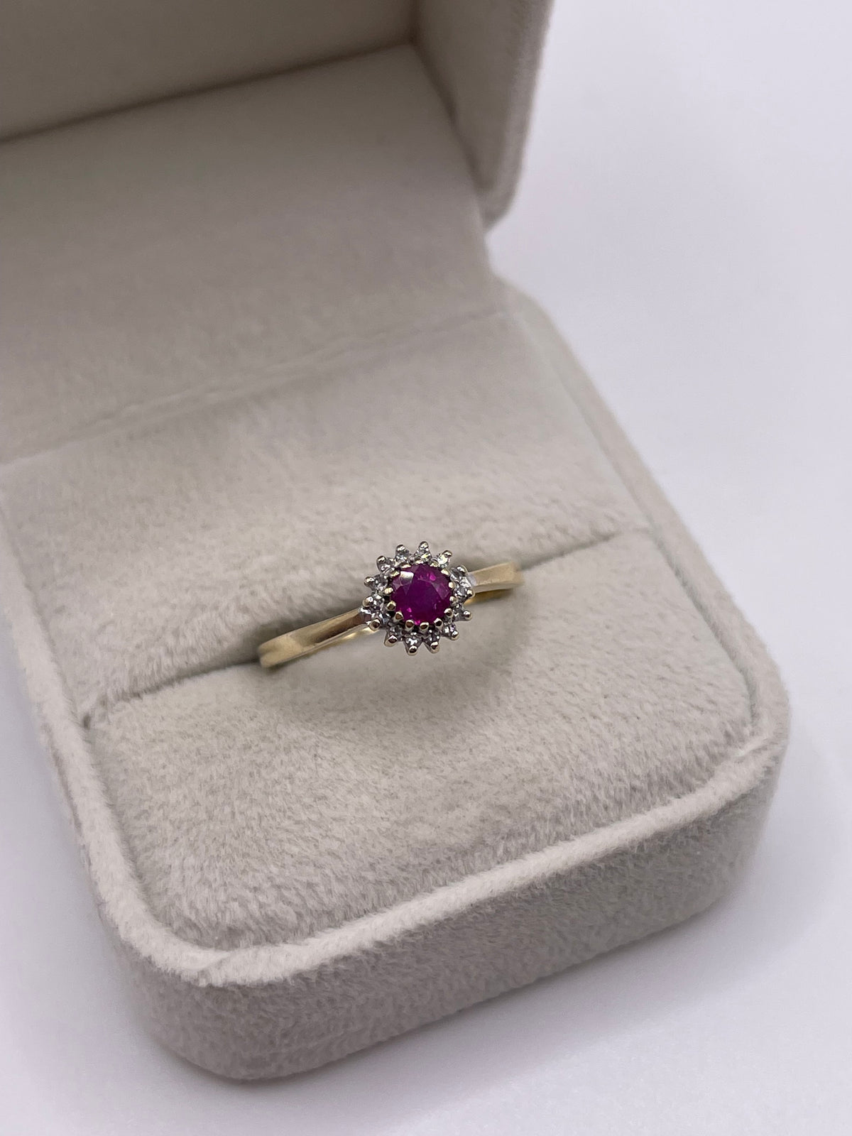 9ct gold ruby and diamond ring