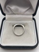 Load image into Gallery viewer, 9ct white gold Alexandrite ring
