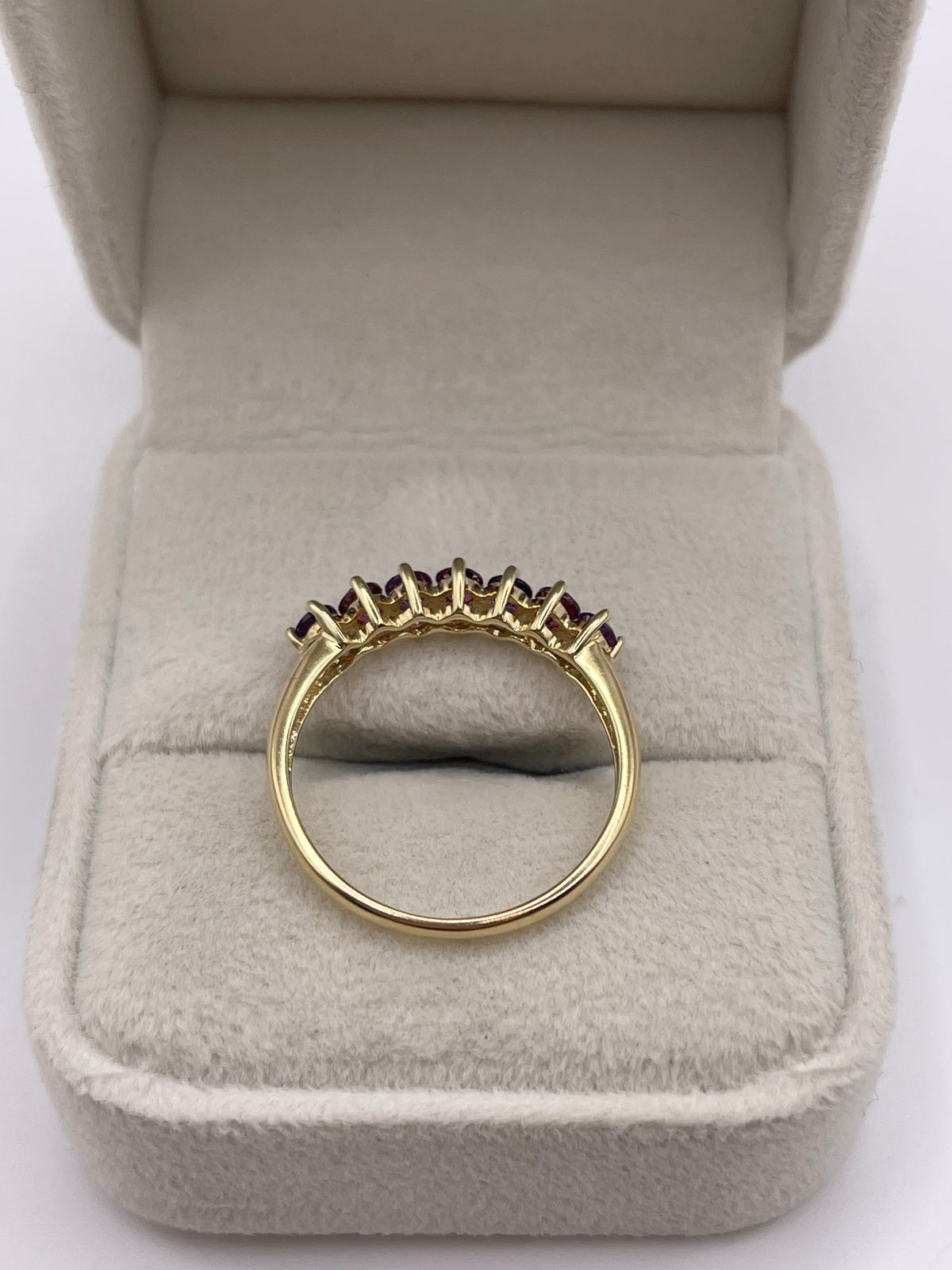 9ct gold garnet and amethyst ring