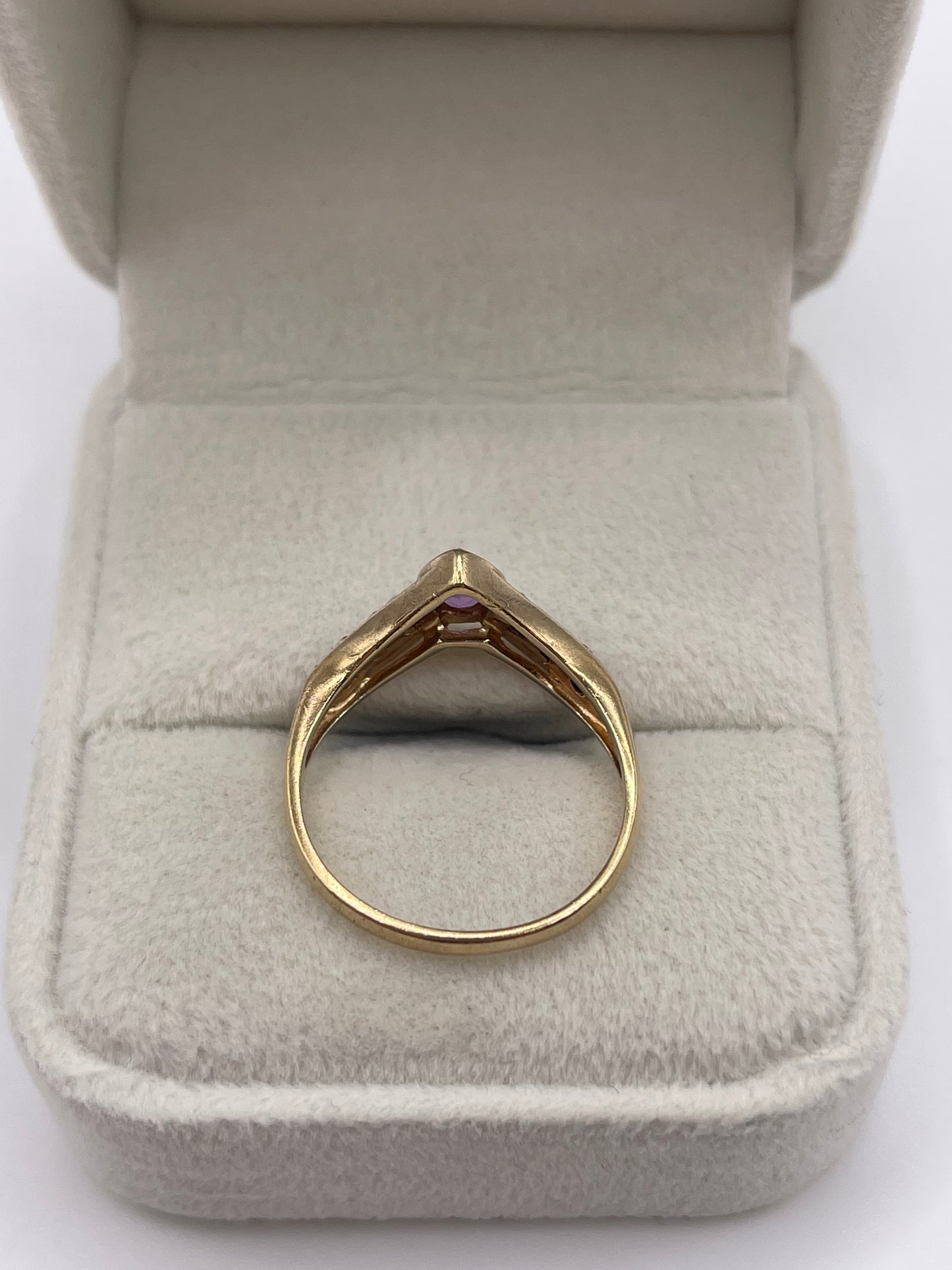 9ct gold amethyst and opal wishbone ring