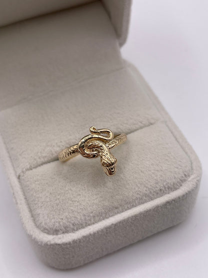 9ct gold snake ring