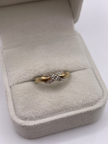 9ct gold diamond ring