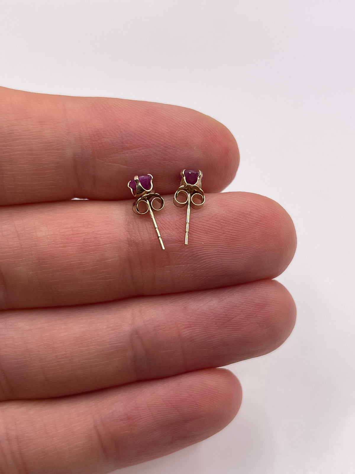 9ct gold ruby earrings