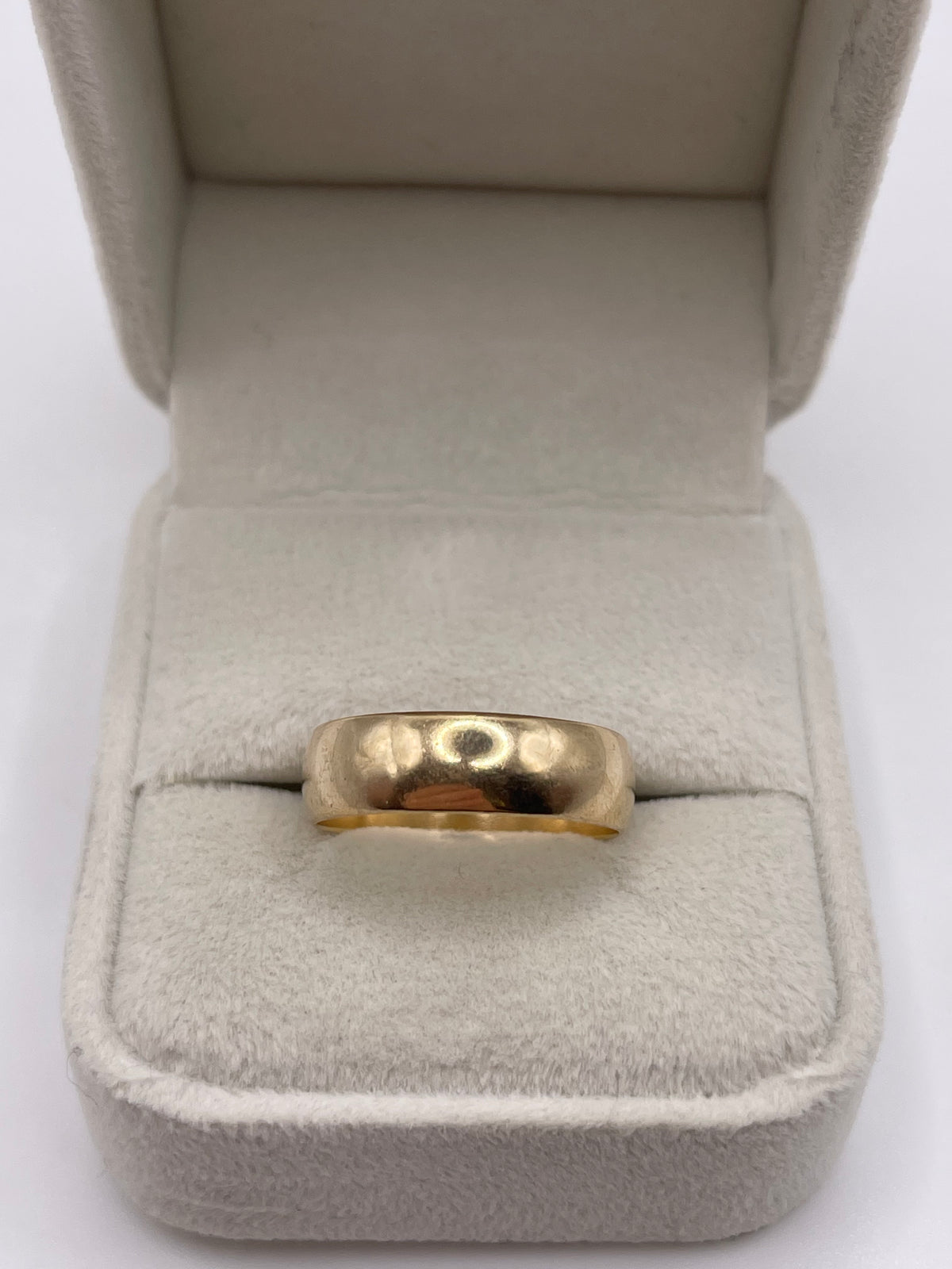 9ct gold band