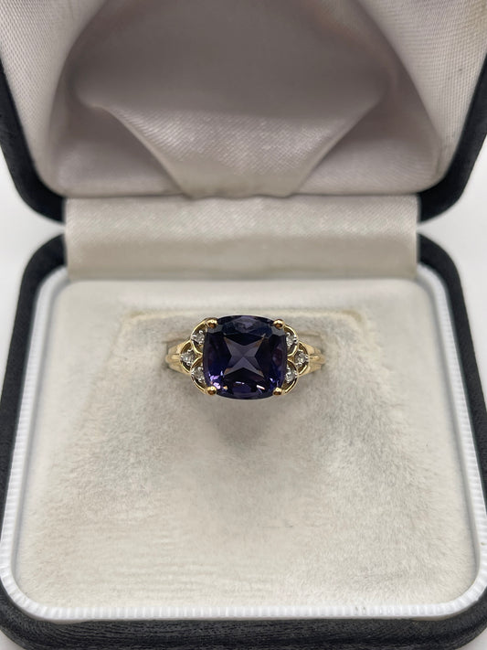 9ct gold iolite and diamond ring