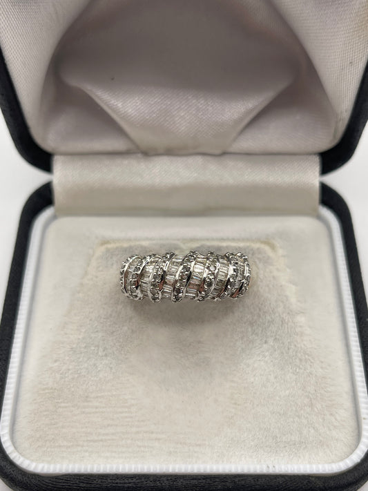 9ct gold diamond cluster ring