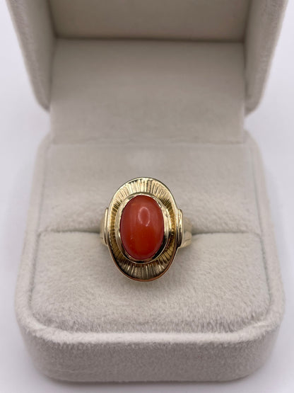 8ct gold coral ring