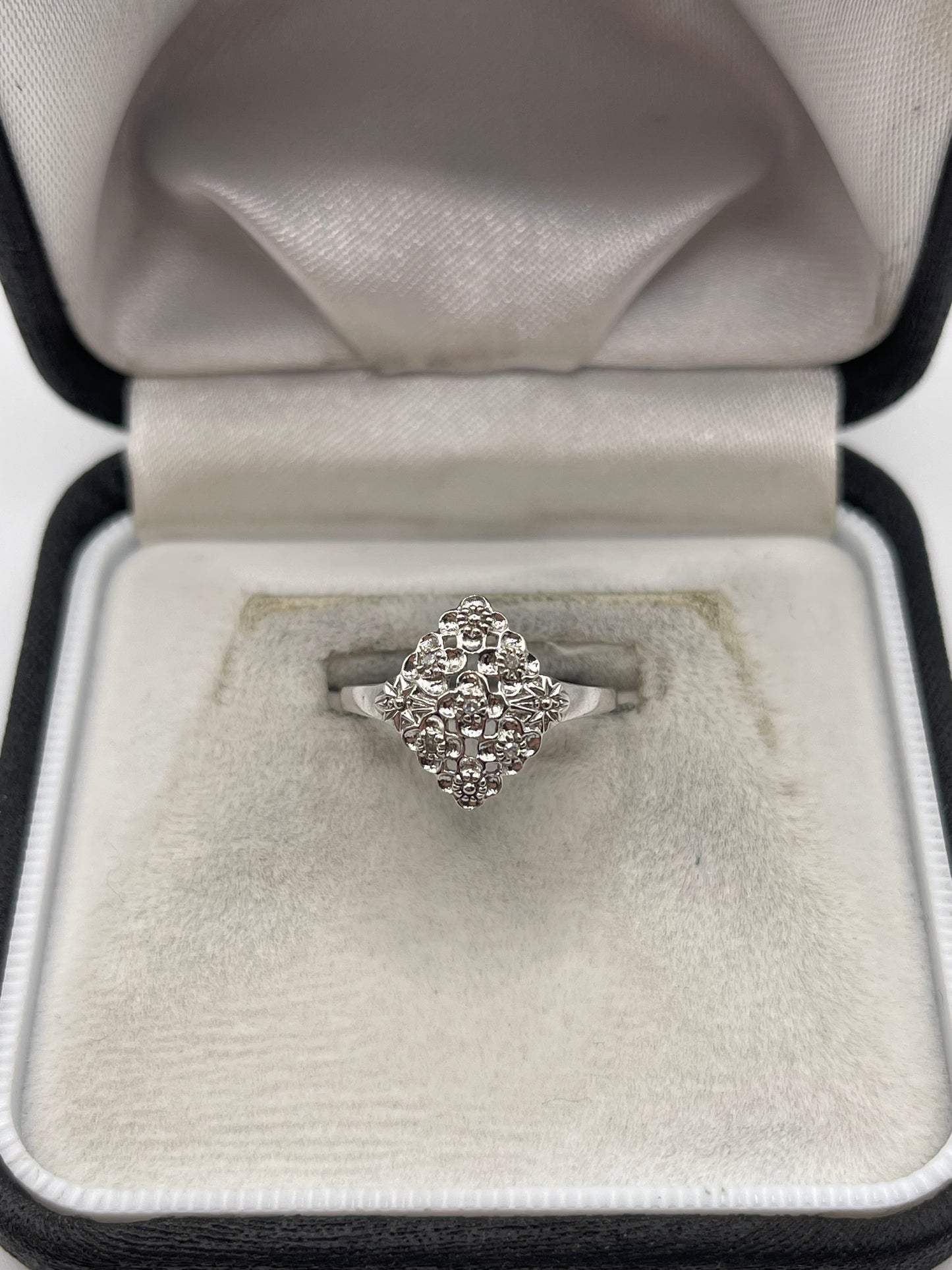 9ct white gold diamond cluster ring