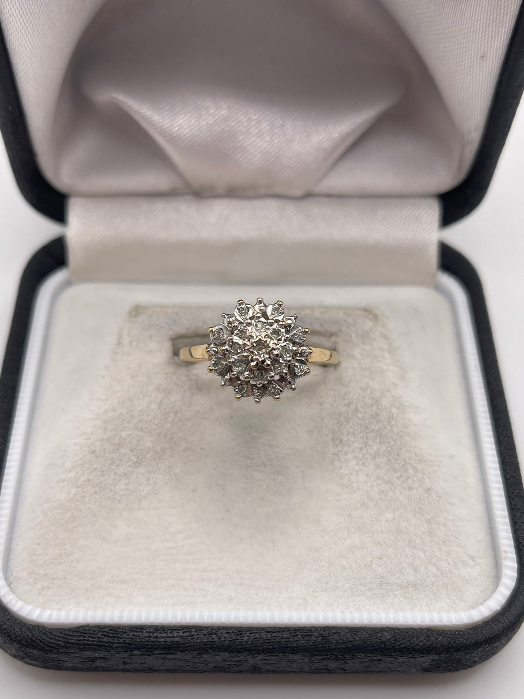 9ct gold diamond cluster ring