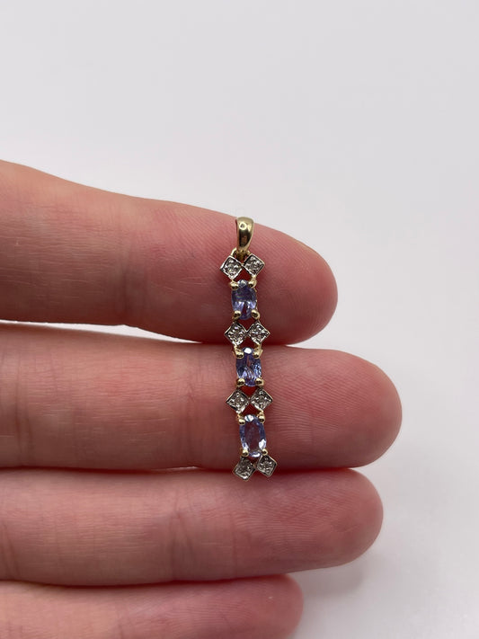 9ct gold tanzanite and diamond pendant