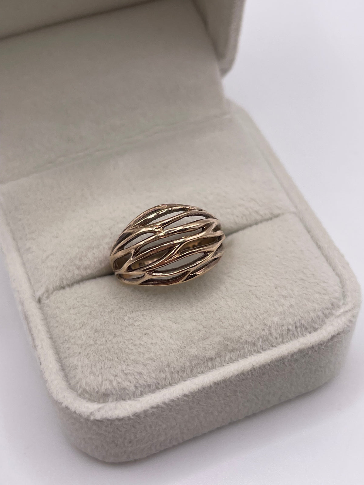 9ct gold ring