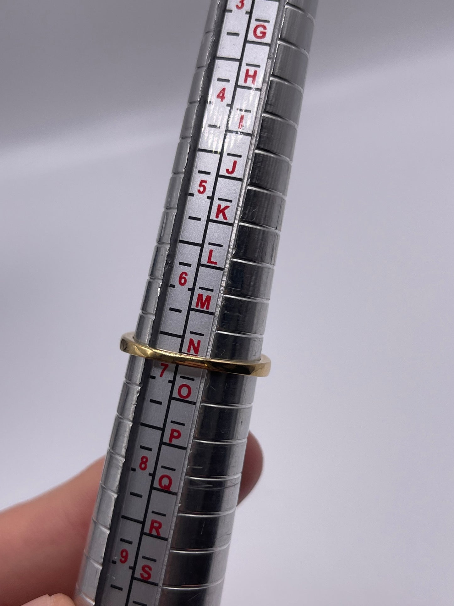 9ct gold diamond cluster ring