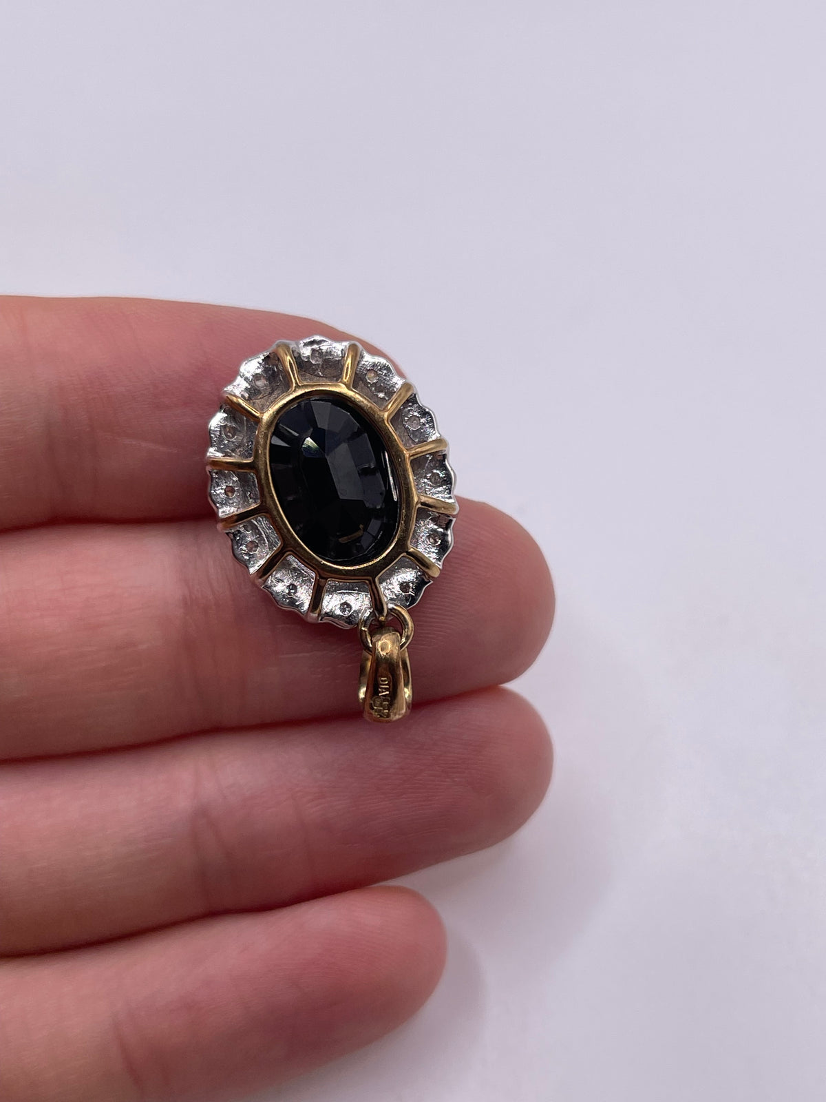 9ct gold sapphire and diamond pendant