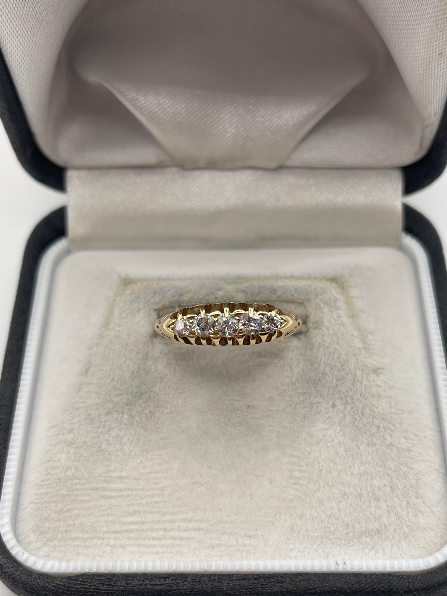 18ct gold old cut diamond ring