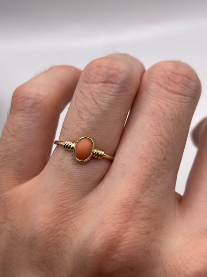 9ct gold coral ring