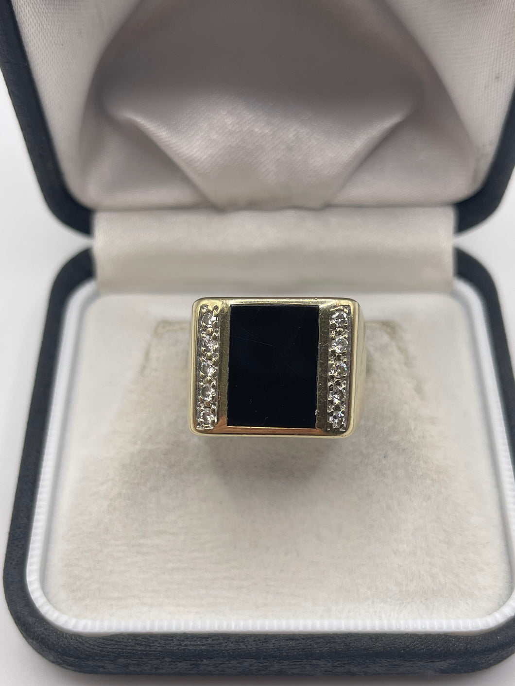 9ct gold onyx and diamond signet ring