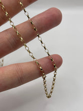 Load image into Gallery viewer, 9ct gold chain 7
