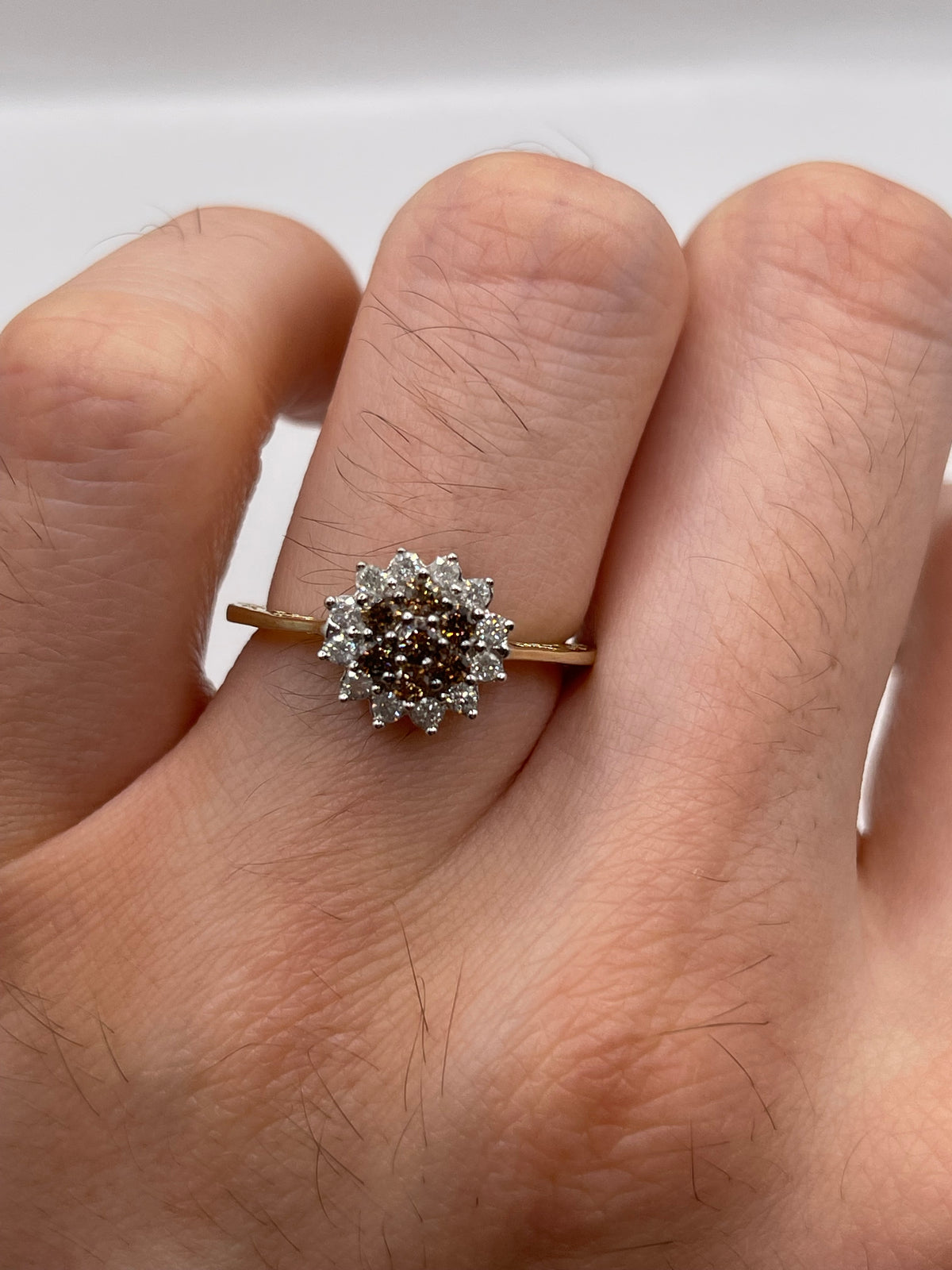 9ct gold diamond cluster ring