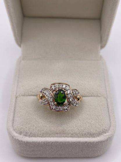 9ct gold diopside and zircon ring