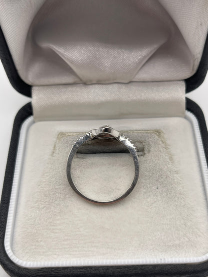 9ct white gold diamond cluster ring