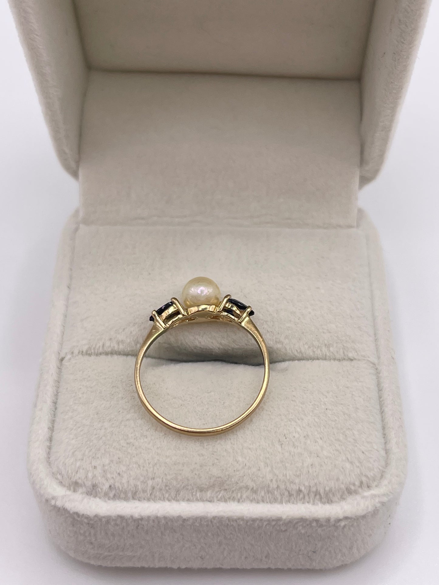 9ct gold pearl and sapphire ring