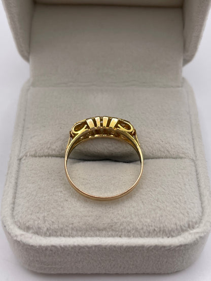 18ct gold diamond ring