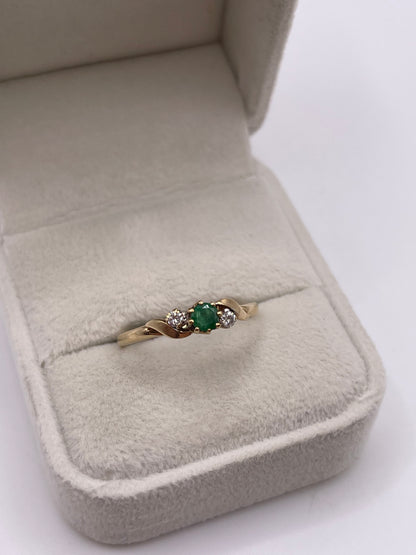 9ct gold emerald and diamond ring