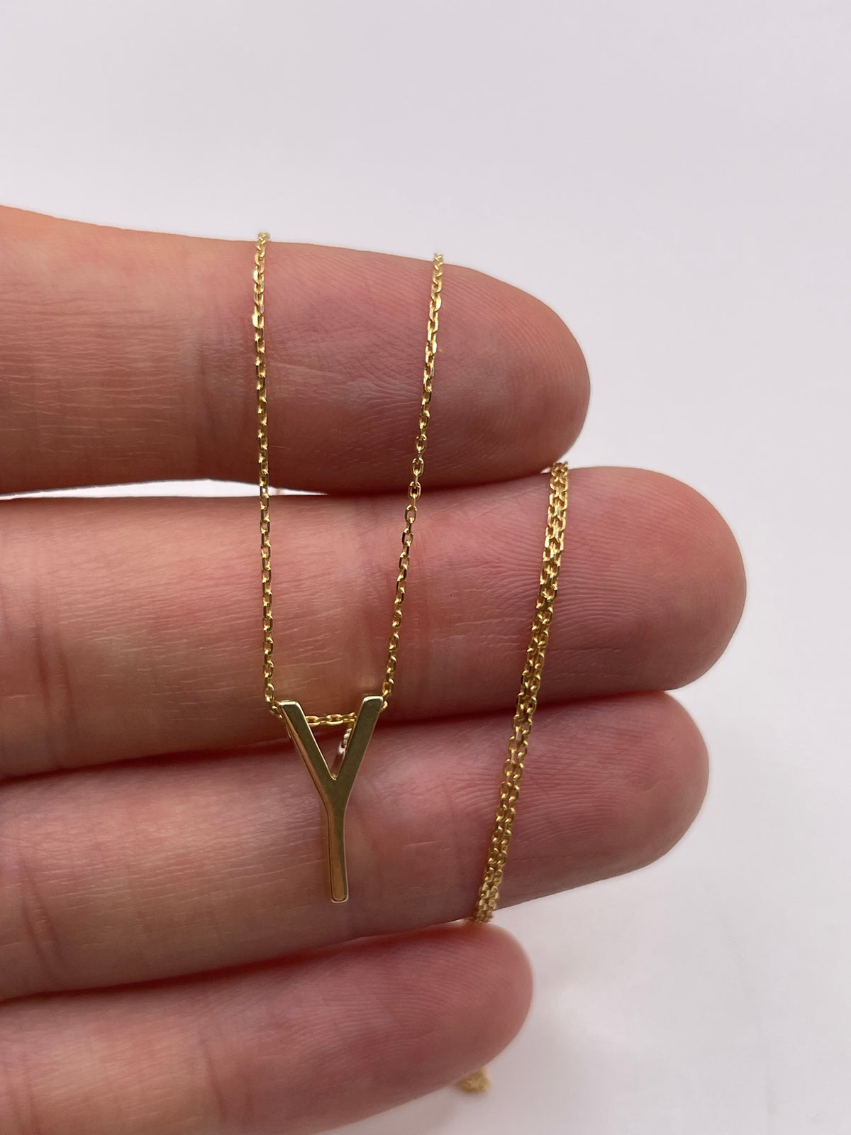 9ct gold initial Y necklace